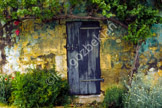 castle_door_1