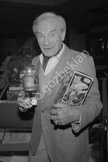 Jonathan_Harris_Dr_Smith_-2-10